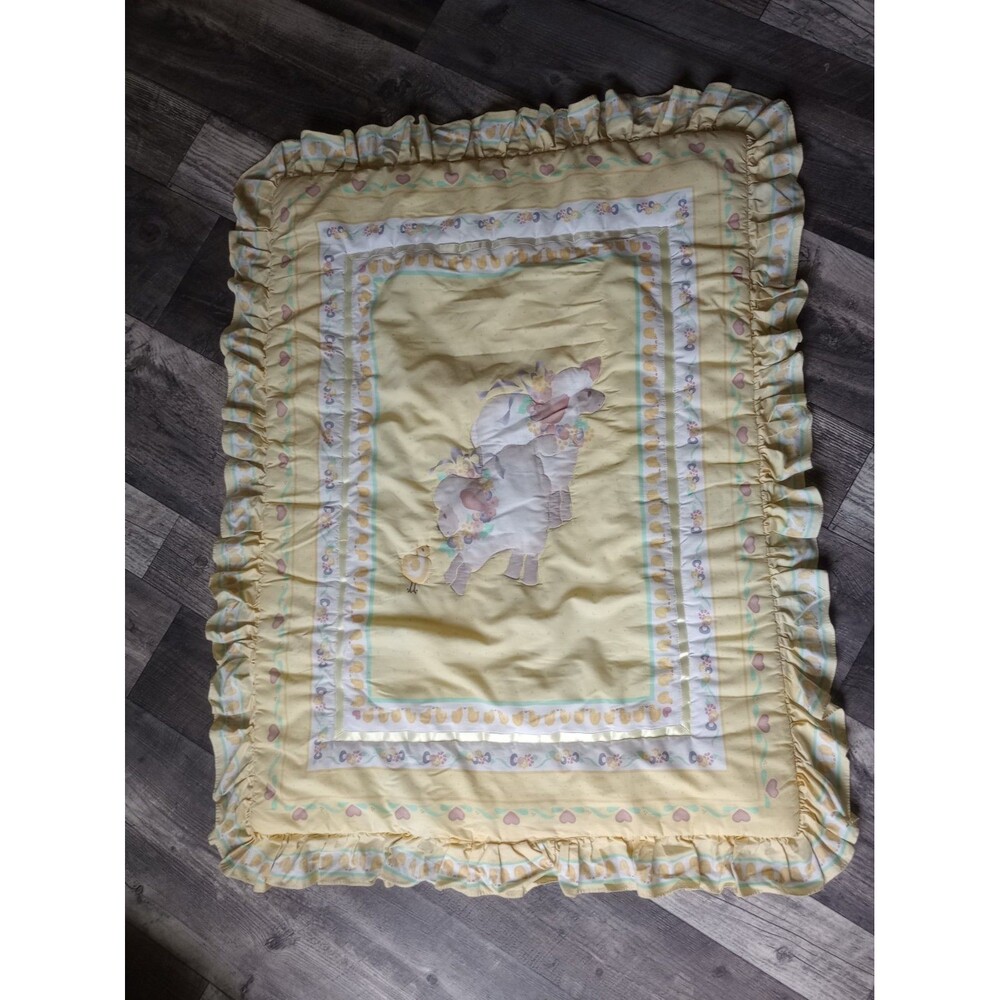 The Red Calliope Yellow Sheep/Ducklings Crib Blanket, Vtg "86"